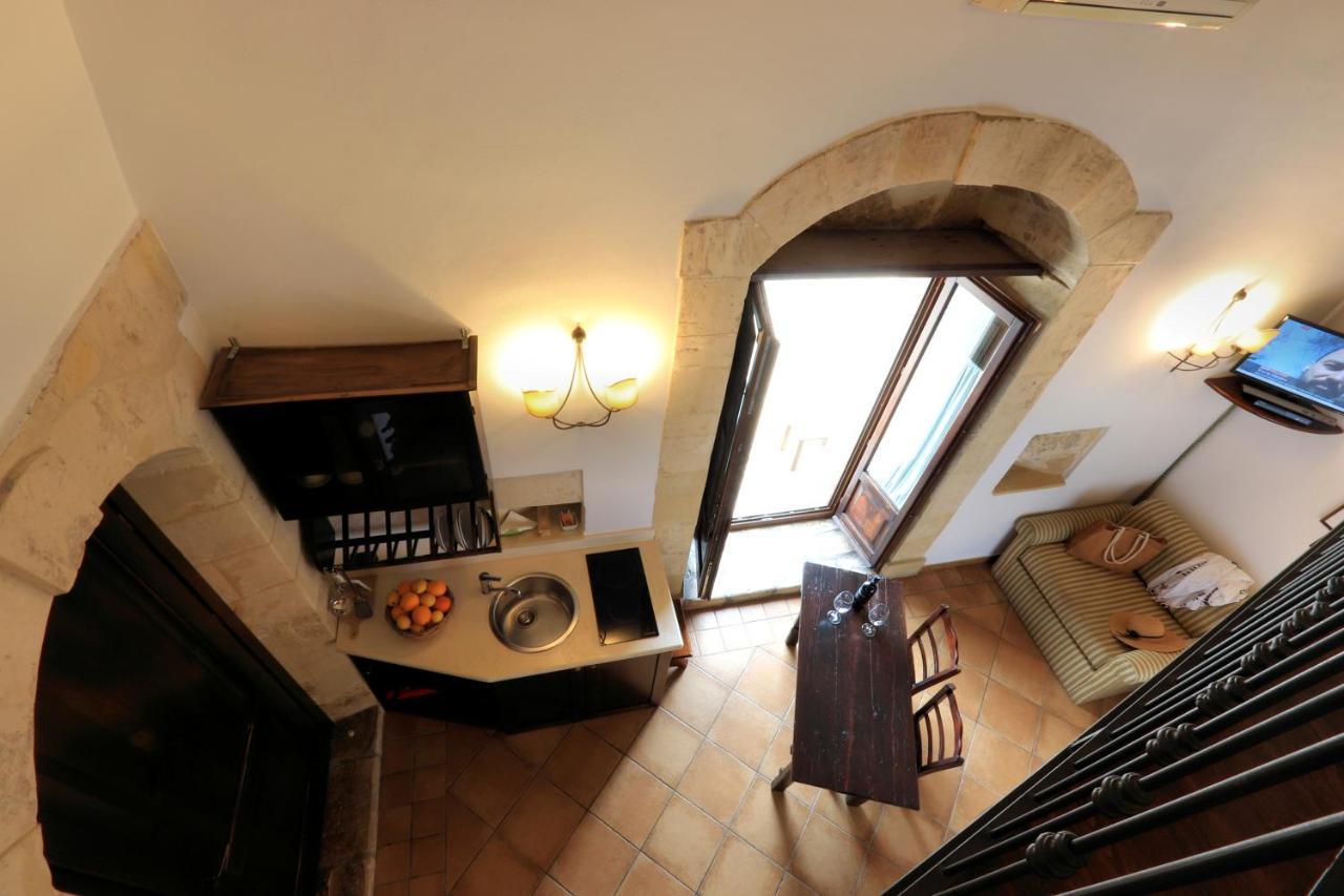 Hostal Relais Torre Marabino Ispica Exterior foto
